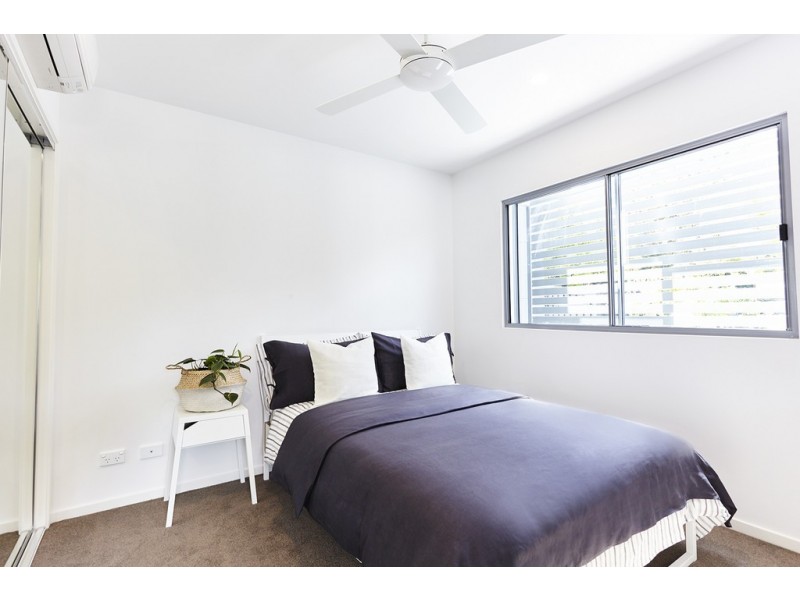 24/13 Fenton Street, Fairfield QLD 4103