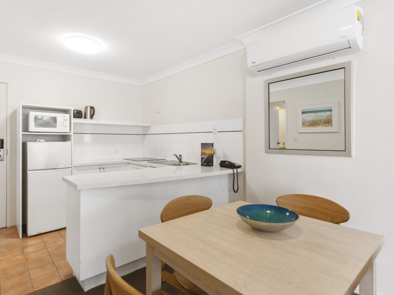 210/99 Griffith Street, Coolangatta QLD 4225