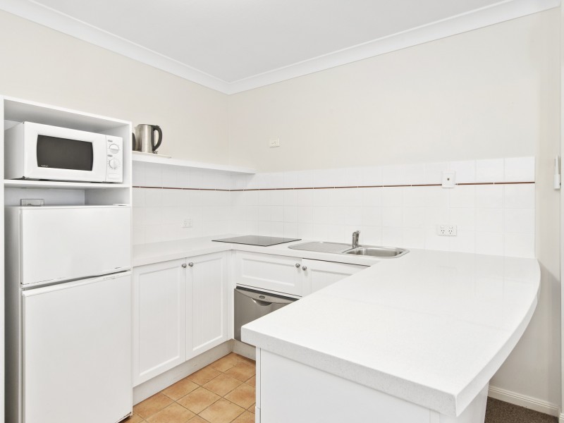 210/99 Griffith Street, Coolangatta QLD 4225