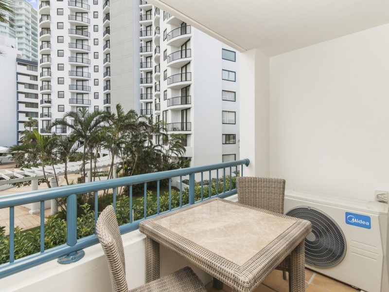 210/99 Griffith Street, Coolangatta QLD 4225