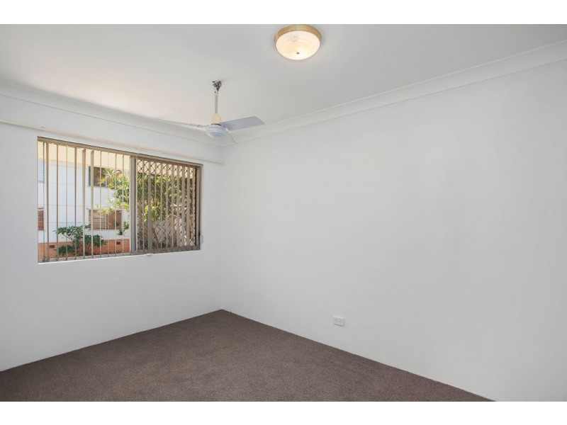 6/15 Tweed Street, Coolangatta QLD 4225