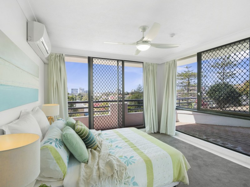 2/23 Garrick Street, Coolangatta QLD 4225