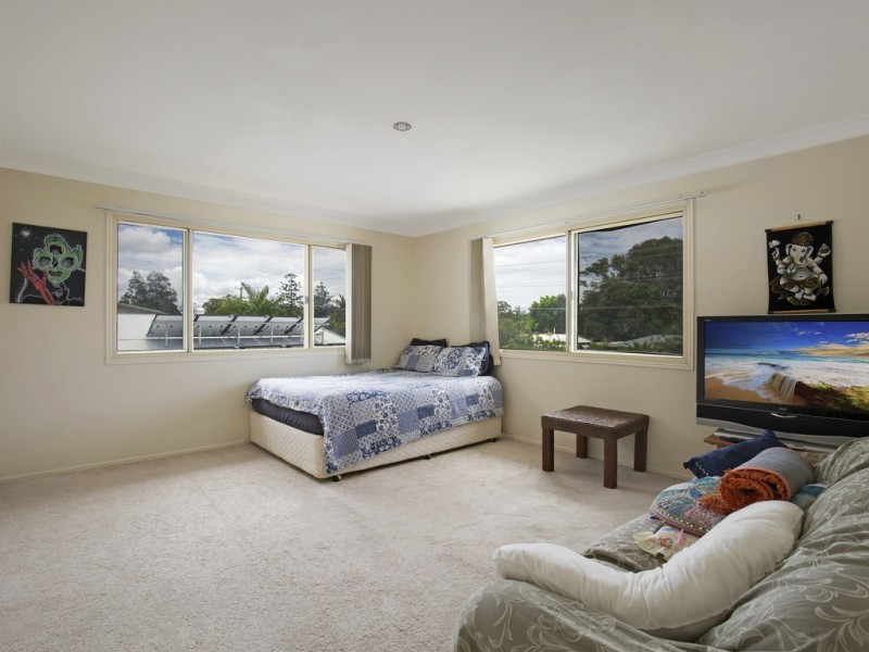 154 Kennedy Drive, Tweed Heads West NSW 2485