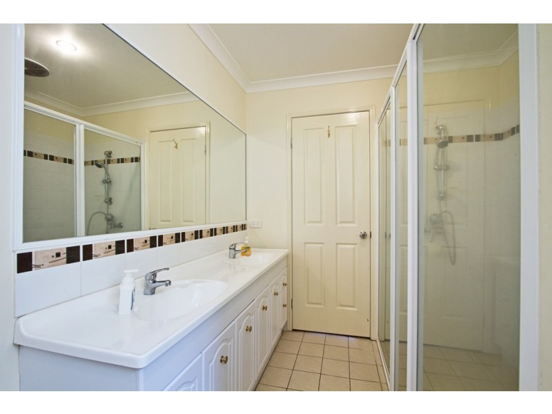 154 Kennedy Drive, Tweed Heads West NSW 2485