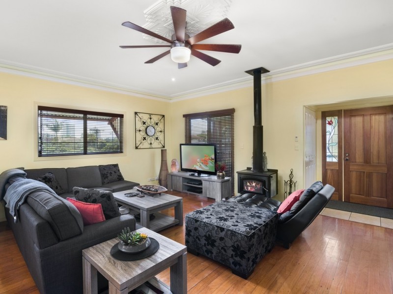 81 Dutton Street, Coolangatta QLD 4225