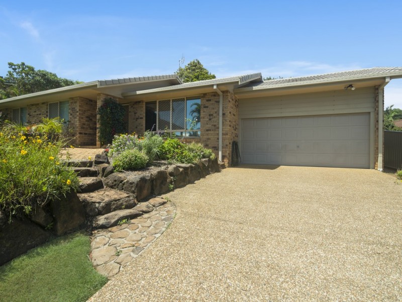 6 Bonny Glen Place, Banora Point NSW 2486