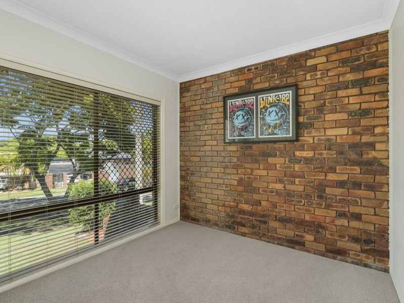 1 Coolabah Court, Banora Point NSW 2486