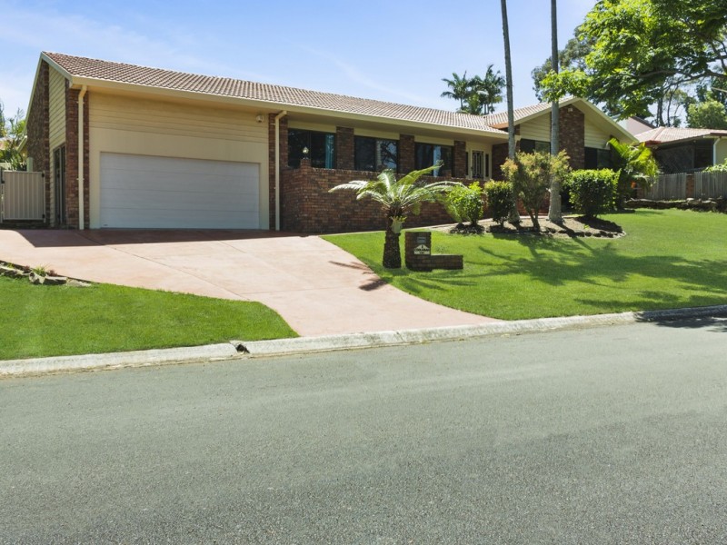 1 Coolabah Court, Banora Point NSW 2486