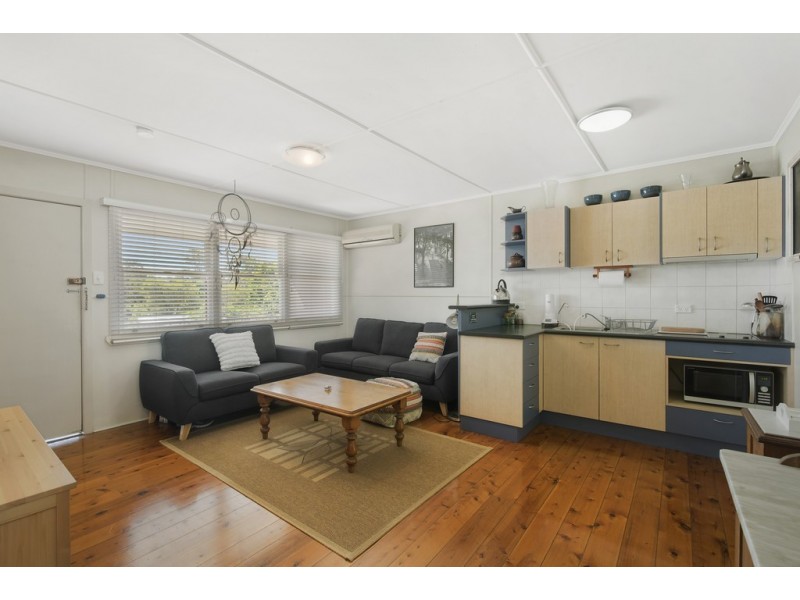 38 Miles St, Coolangatta QLD 4225