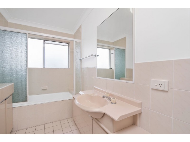 24/31-33 Dutton Street, Coolangatta QLD 4225