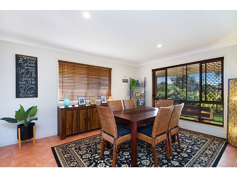 7 Firewheel Way, Banora Point NSW 2486