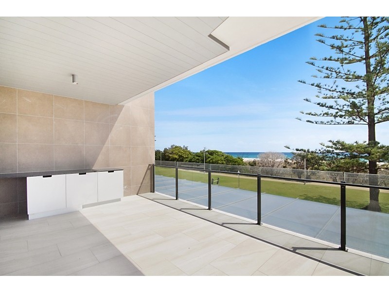 2/106 Pacific Parade, Bilinga QLD 4225