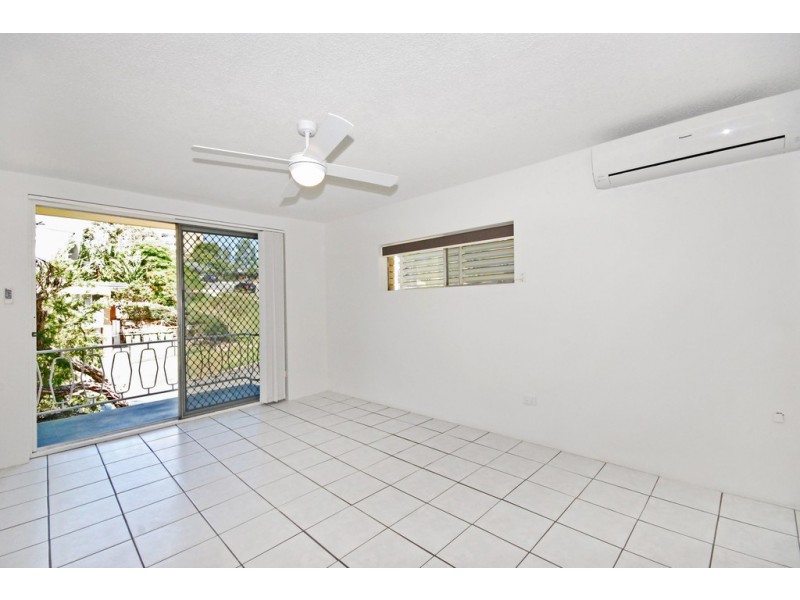 3/63 Stapylton Street, Coolangatta QLD 4225