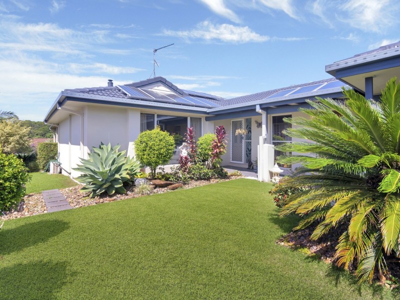 11 Cashel Crescent, Banora Point NSW 2486
