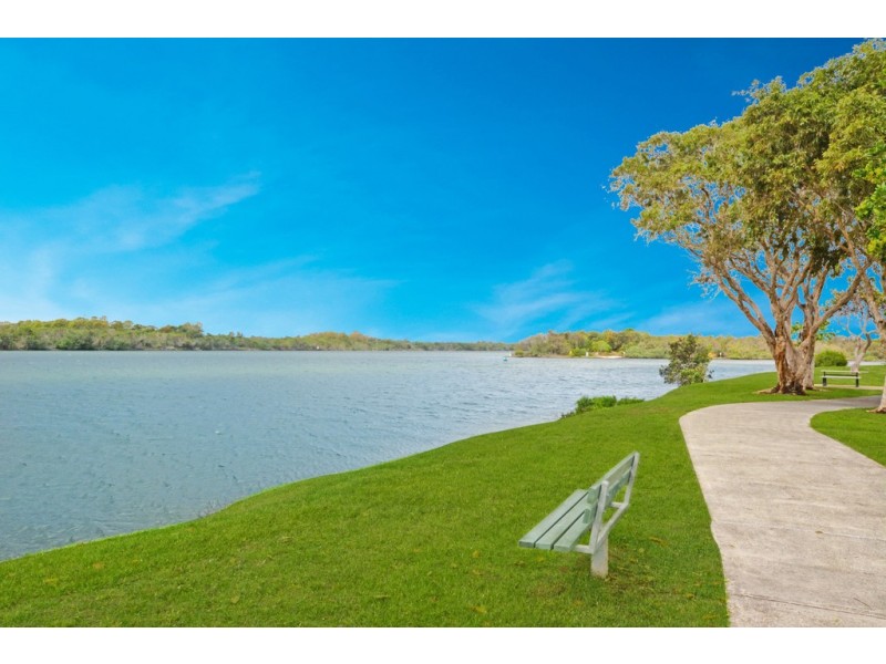 2/26 Keith Compton Drive, Tweed Heads NSW 2485