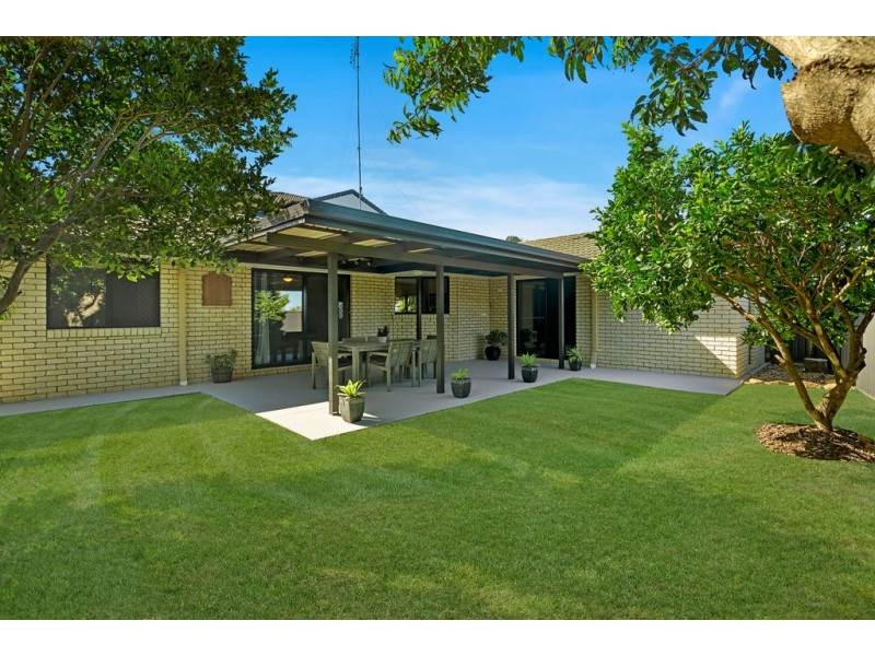 28 Tyrone Terrace, Banora Point NSW 2486