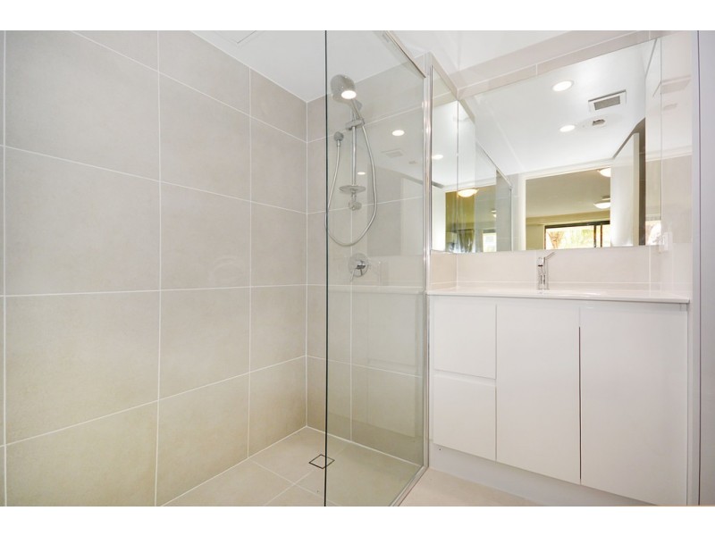 213/99 Griffith Street, Coolangatta QLD 4225