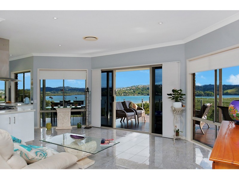 49 Lakeview Pde, Tweed Heads South NSW 2486