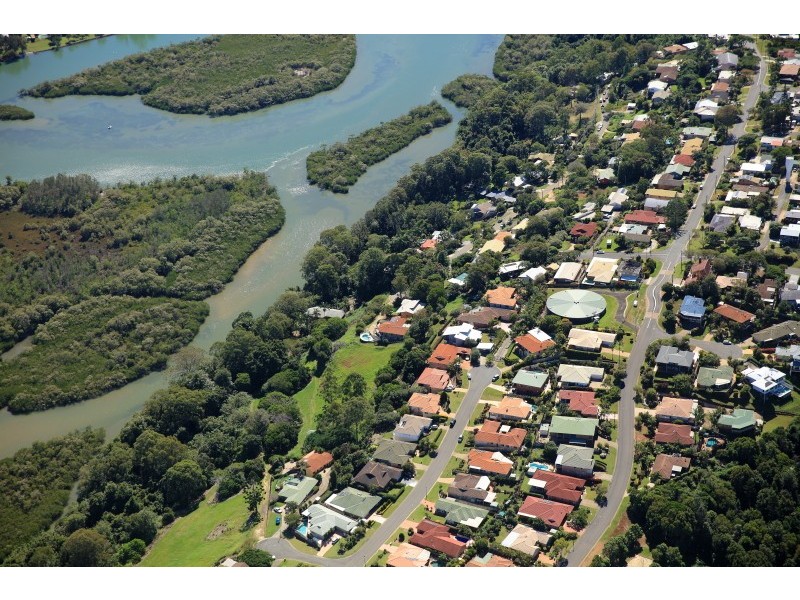 49 Lakeview Pde, Tweed Heads South NSW 2486