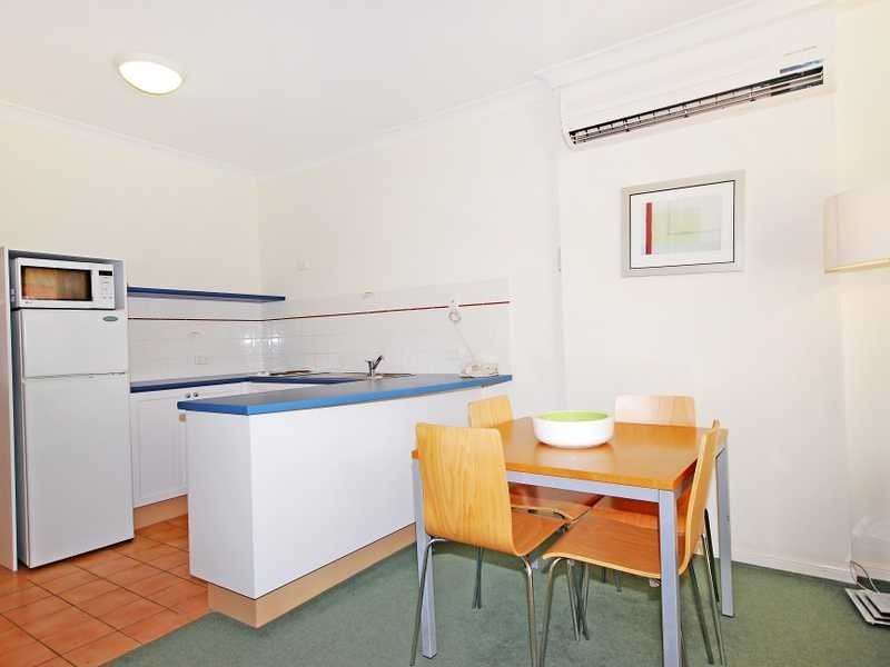 110/99 Griffith Street, Coolangatta QLD 4225