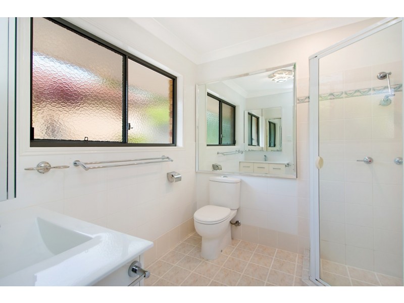 2/43 Kildare Drive, Banora Point NSW 2486