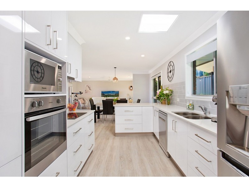 13 Uniacke Drive, Banora Point NSW 2486