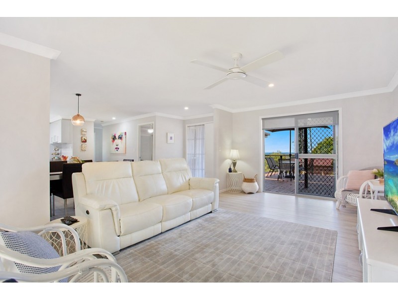 13 Uniacke Drive, Banora Point NSW 2486