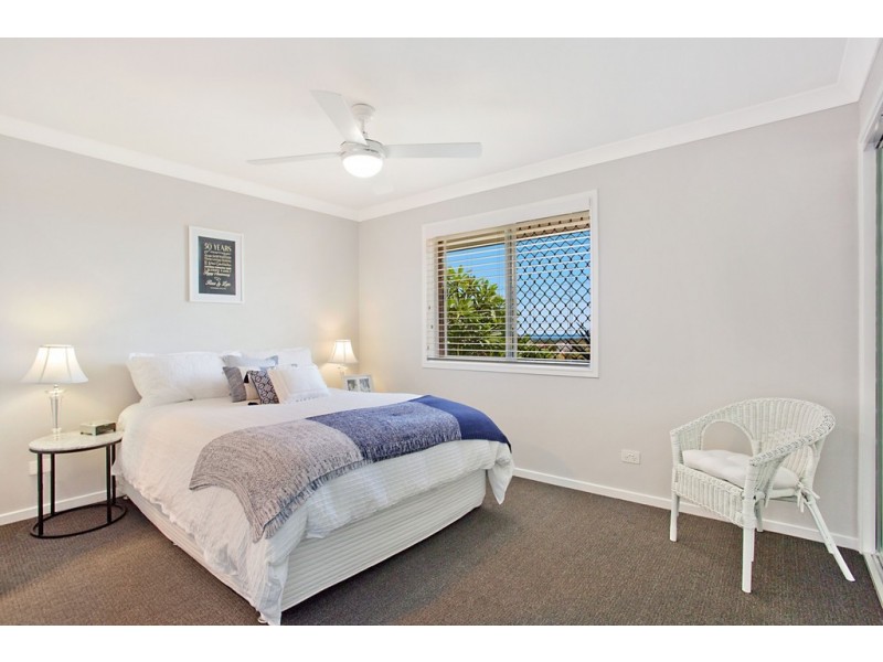 13 Uniacke Drive, Banora Point NSW 2486