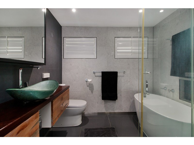 34 Pacific Drive, Banora Point NSW 2486