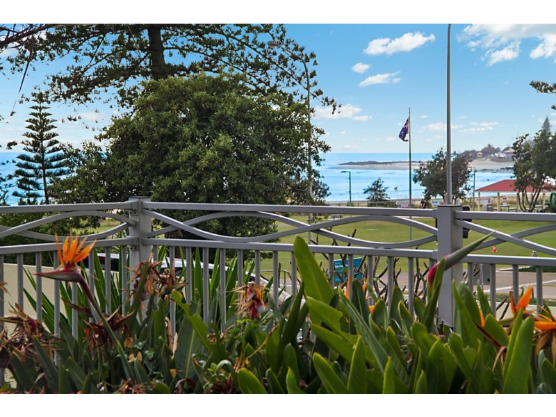 202/3 McLean Street, Coolangatta QLD 4225