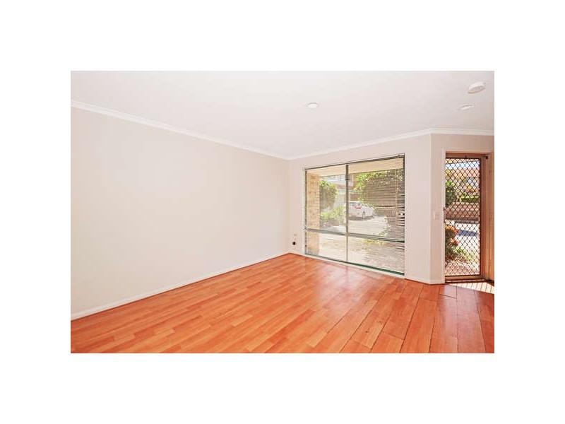 2/92-96 Greenway Drive, Banora Point NSW 2486