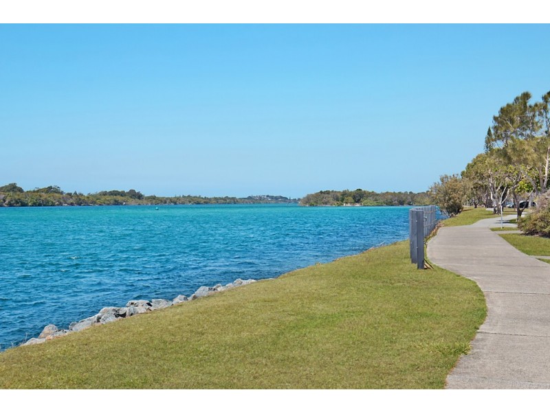 2/10 Solander Street, Tweed Heads NSW 2485
