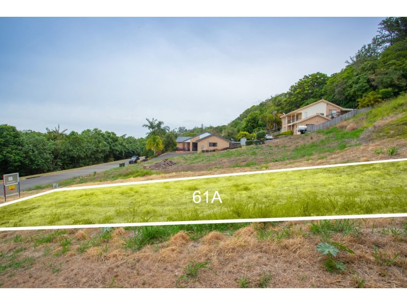 61A Bimbadeen Avenue, Banora Point NSW 2486