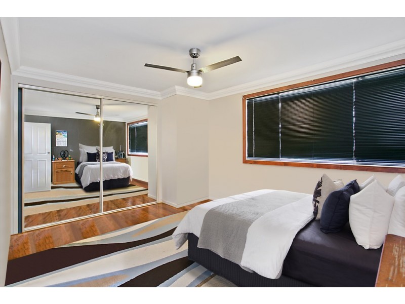 4 Sunset Blvd, Tweed Heads West NSW 2485