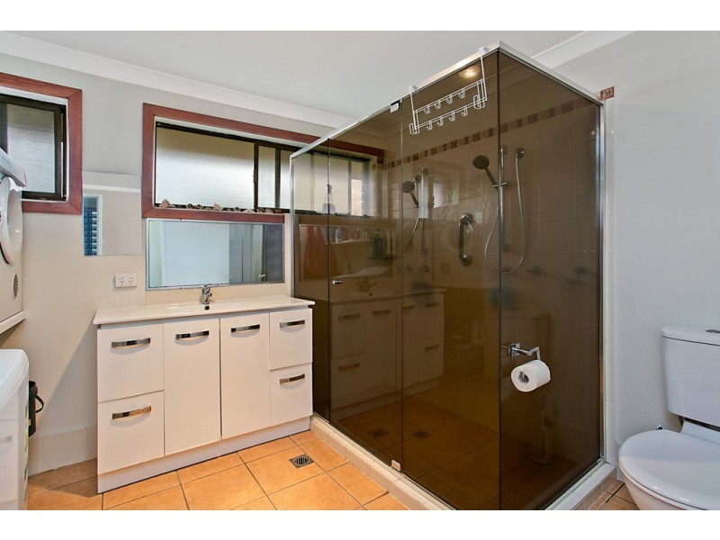 4 Sunset Blvd, Tweed Heads West NSW 2485