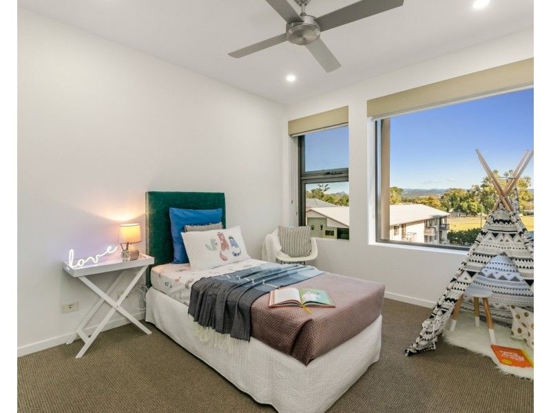 8/64 The Esplanade, Burleigh Heads QLD 4220
