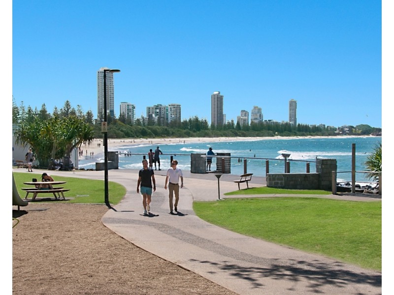 8/64 The Esplanade, Burleigh Heads QLD 4220