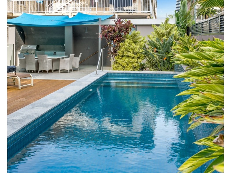 8/64 The Esplanade, Burleigh Heads QLD 4220