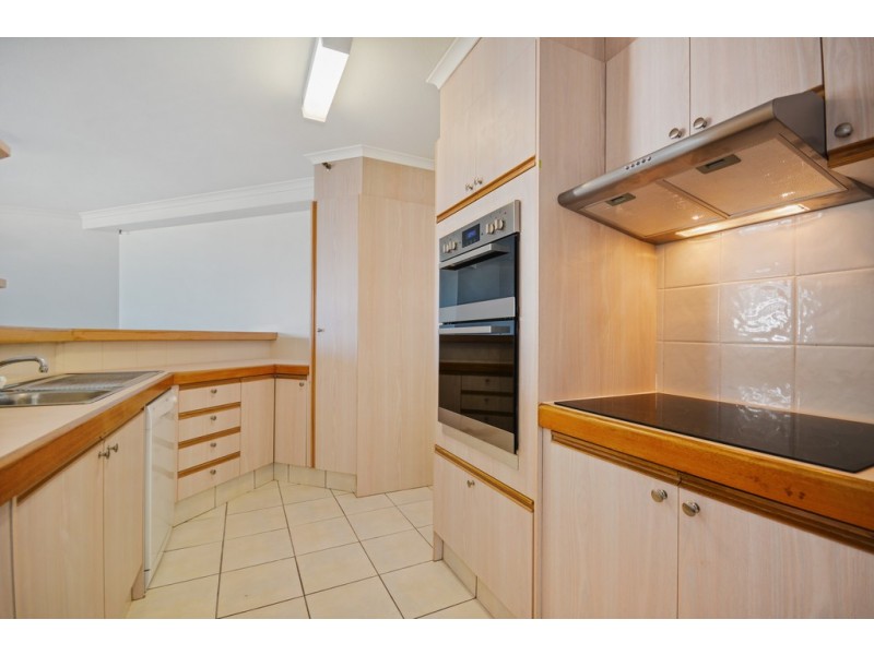 22/70-80 Marine Parade, Coolangatta QLD 4225