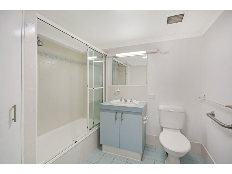 22/70-80 Marine Parade, Coolangatta QLD 4225