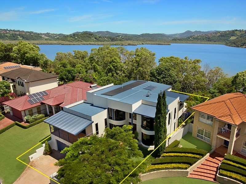 32 Daintree Close, Banora Point NSW 2486