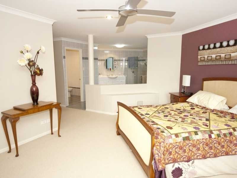32 Daintree Close, Banora Point NSW 2486