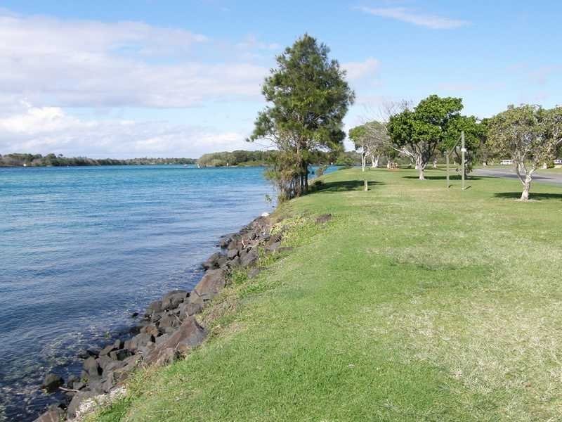 2/10 Solander Street, Tweed Heads NSW 2485