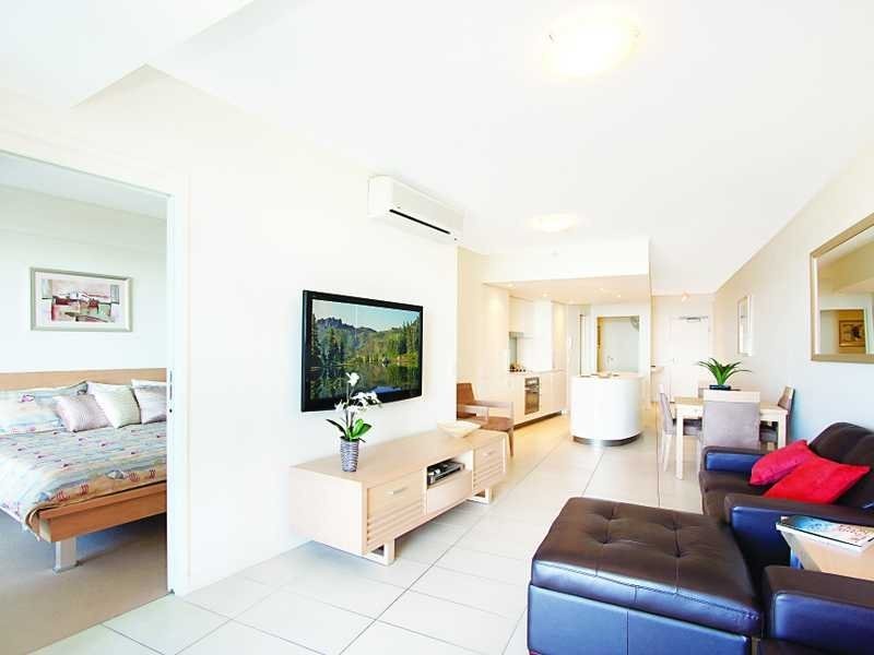 804/3 McLean Street, Coolangatta QLD 4225