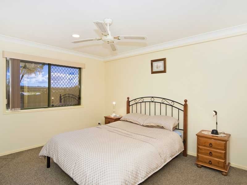 1/2 Cedar Ridge, Banora Point NSW 2486