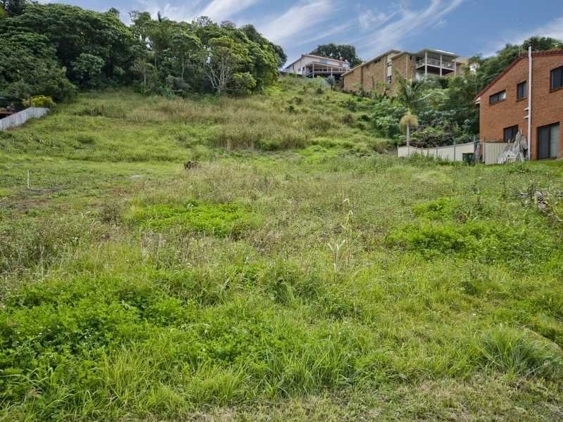 61 Bimbadeen Avenue, Banora Point NSW 2486