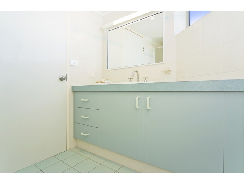 9:41/70 Marine Parade, Coolangatta QLD 4225