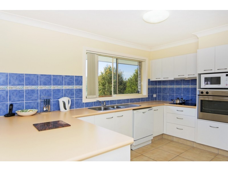 8 Silkwood Terrace, Tweed Heads West NSW 2485