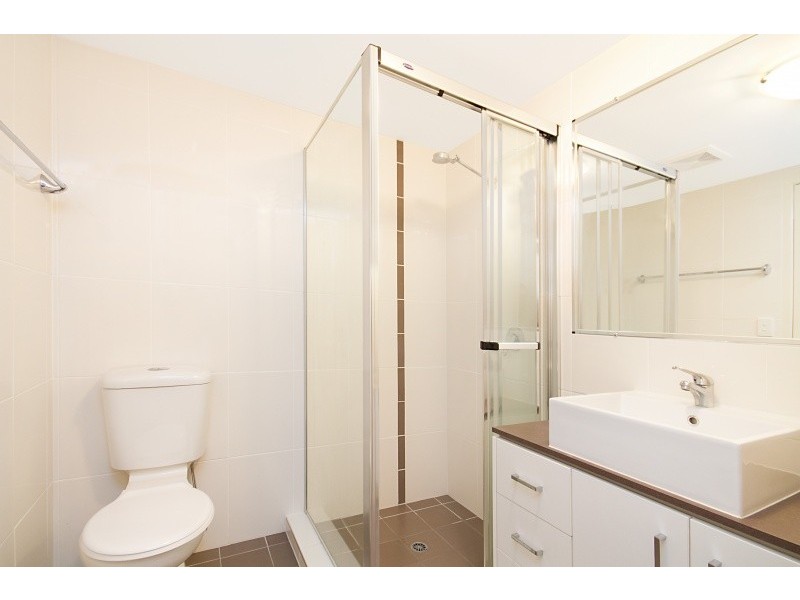 2/111-113 Golden Four Drive, Bilinga QLD 4225