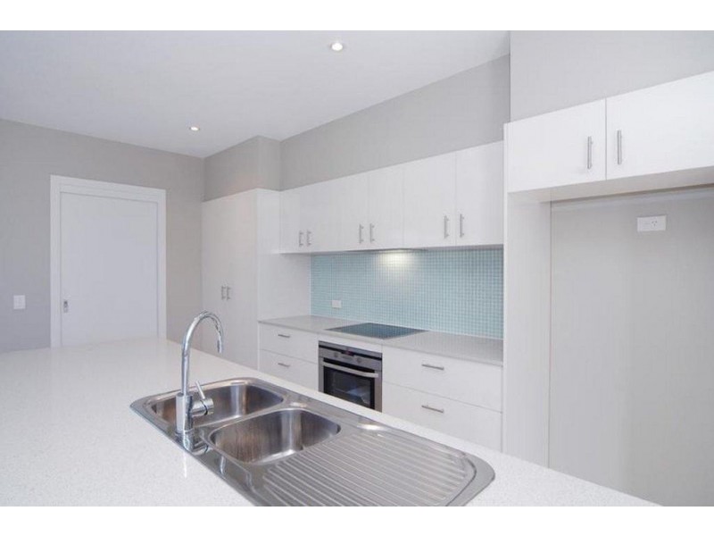 2/32 Korina Avenue, Kirra QLD 4225